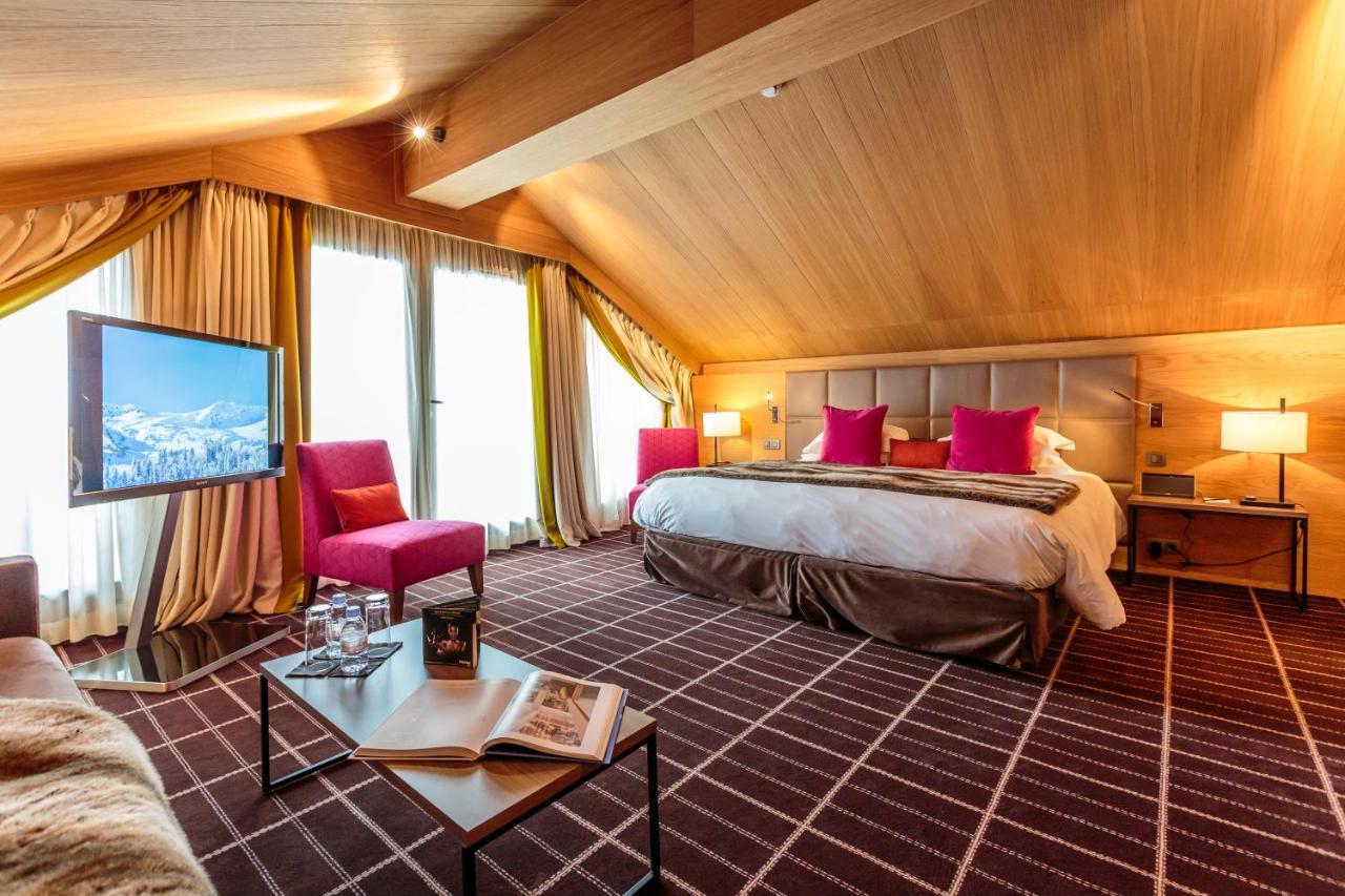 Hotel Le Savoy メリベル エクステリア 写真