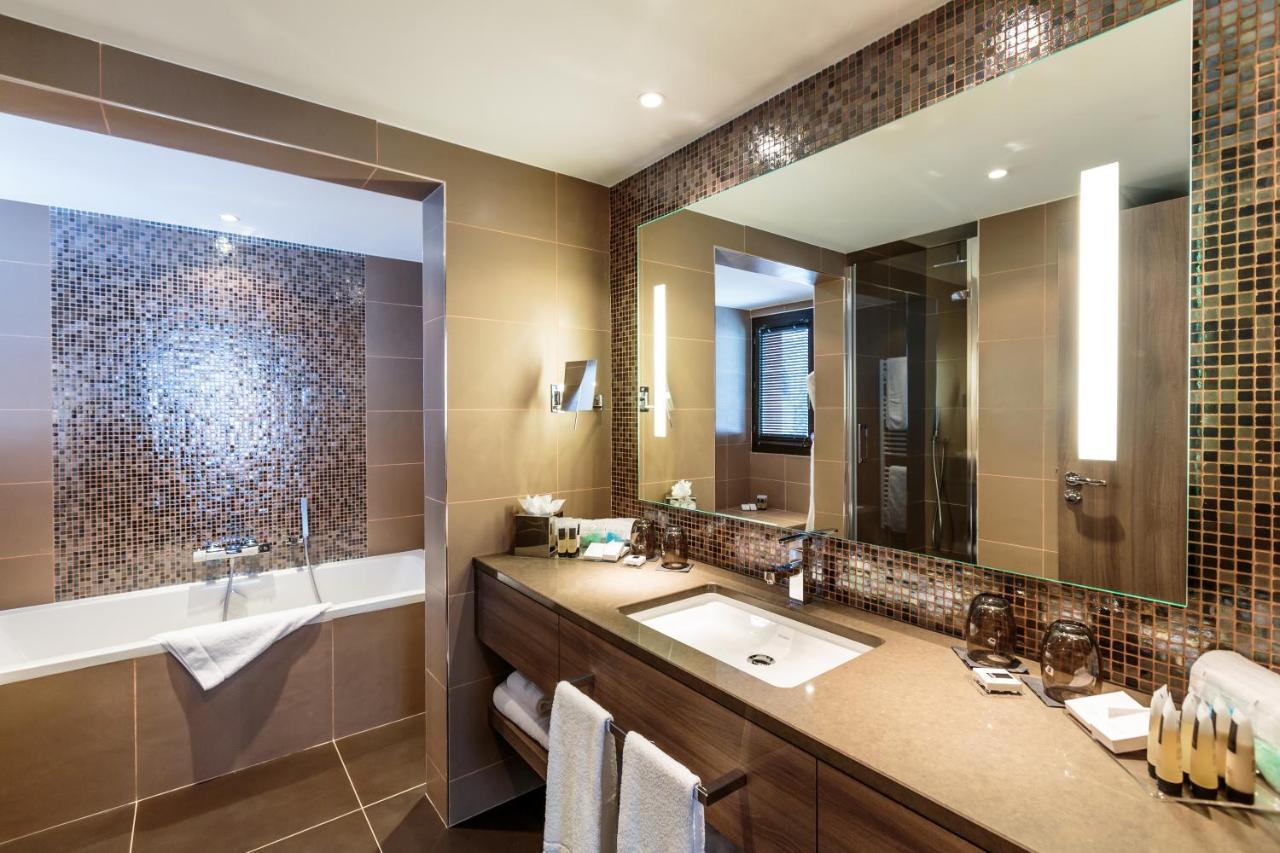 Hotel Le Savoy メリベル エクステリア 写真